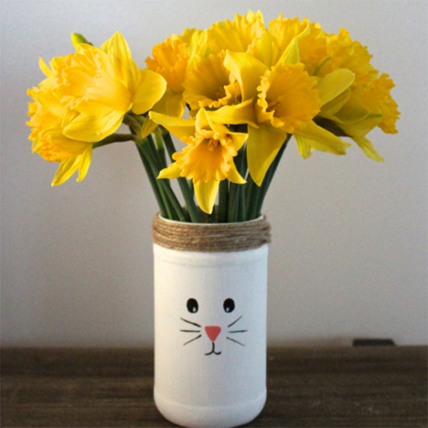 DIY+Easter+Bunny+Vase copy.png